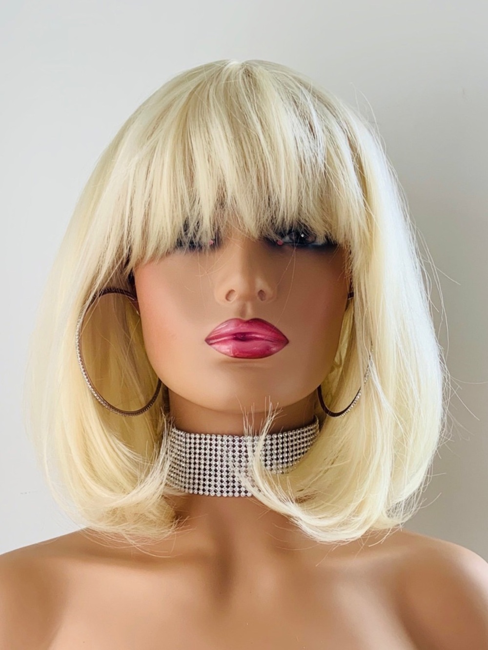 Pretty “Put On & Go” Blonde Synthetic Wig w Bangs for Events💛NO FURTHER DISCOUNT